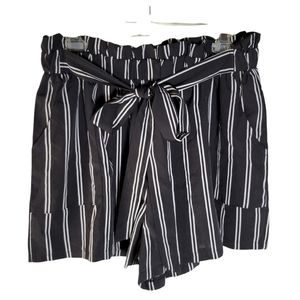 Shein black and white striped shorts